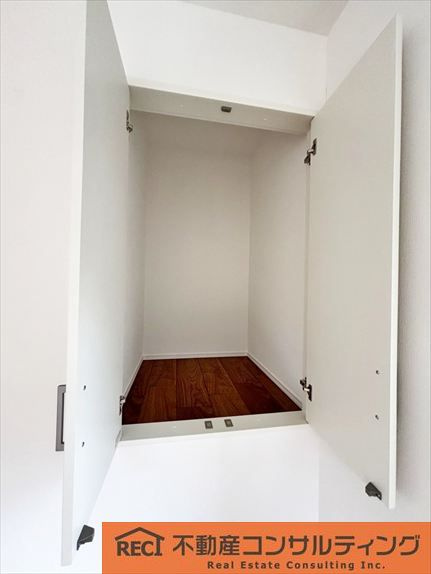 神戸市東灘区渦森台4丁目 新築戸建の収納