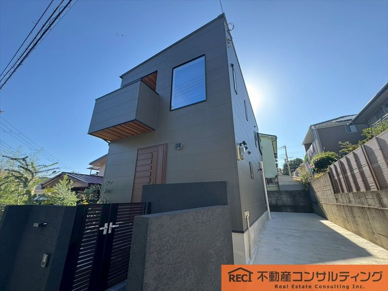 神戸市東灘区渦森台4丁目 新築戸建の外観