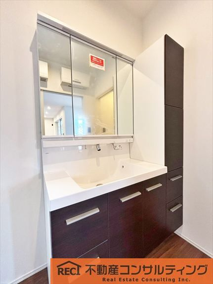 神戸市東灘区渦森台4丁目 新築戸建の洗面所