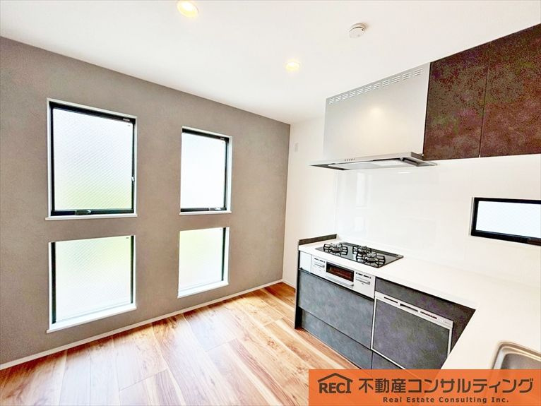 神戸市灘区五毛通２丁目　新築戸建のキッチン