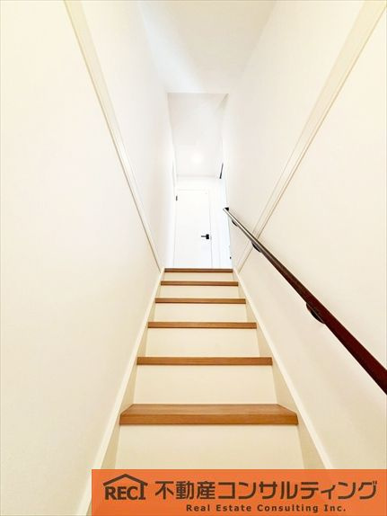 神戸市灘区五毛通２丁目　新築戸建の内装