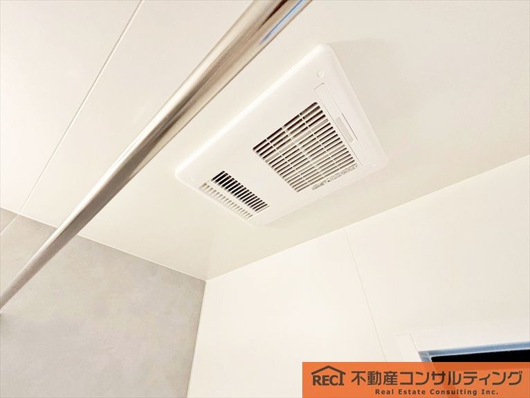 神戸市灘区五毛通２丁目　新築戸建の浴室