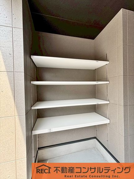 神戸市灘区五毛通２丁目　新築戸建の収納