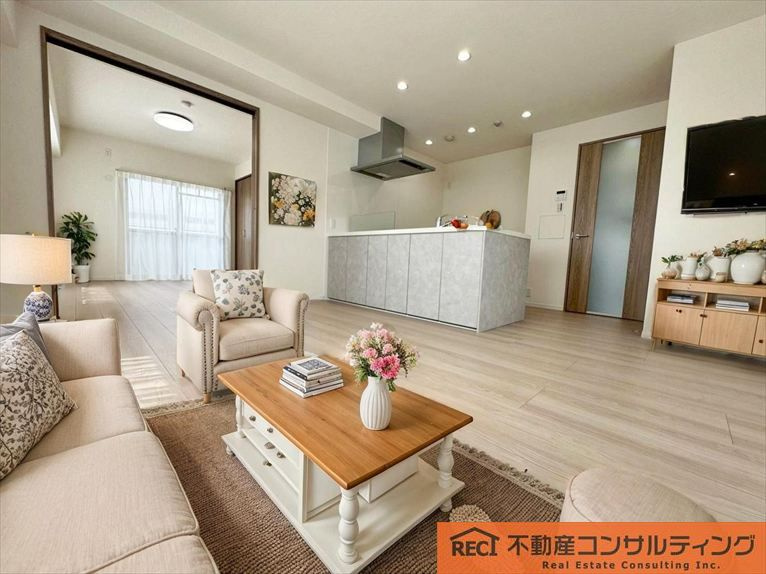 ビバリーハウス王子公園の居間・リビング|3沿線が徒歩圏内！