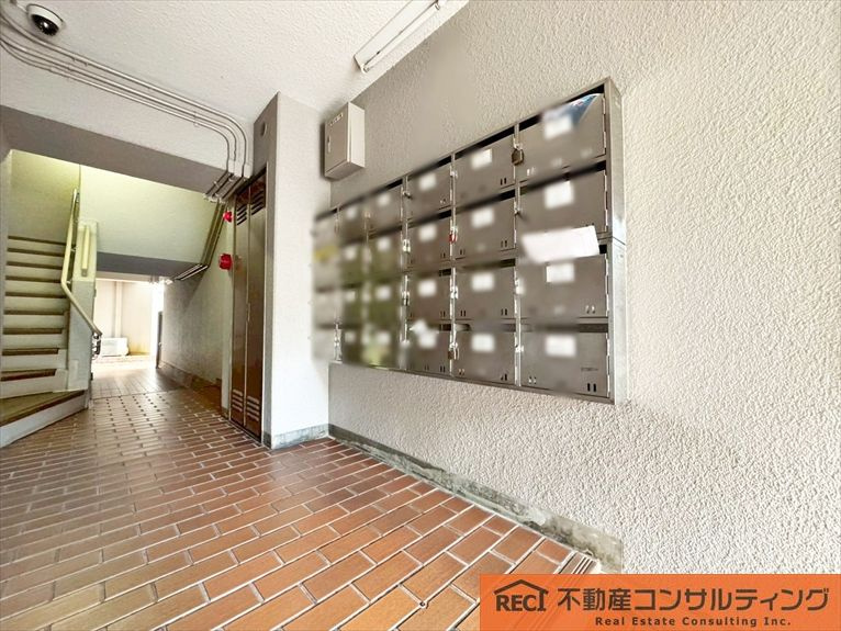 東灘パークハイムのエントランス