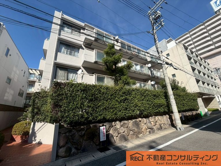 東灘パークハイムの外観