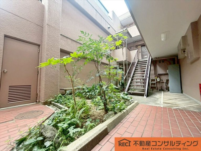 【中庭】 | プラザ六甲道