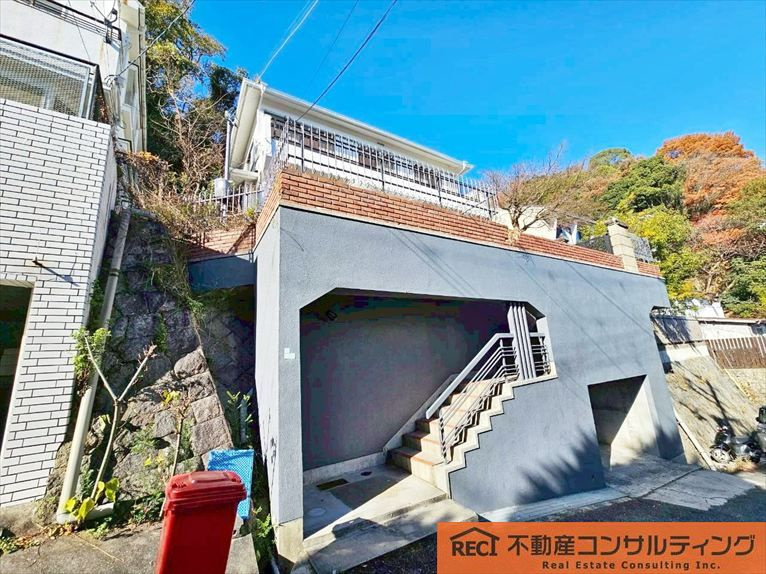 西宮市苦楽園四番町　中古戸建の庭