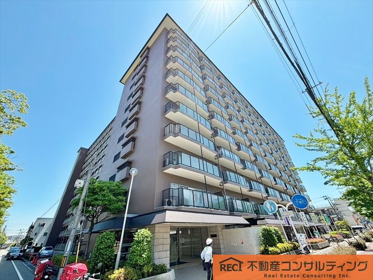 メガロコープ西宮(Ⅱ)1号棟の外観