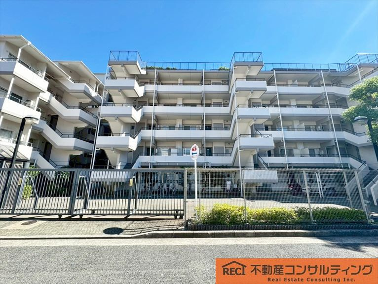 パレ住吉川の外観