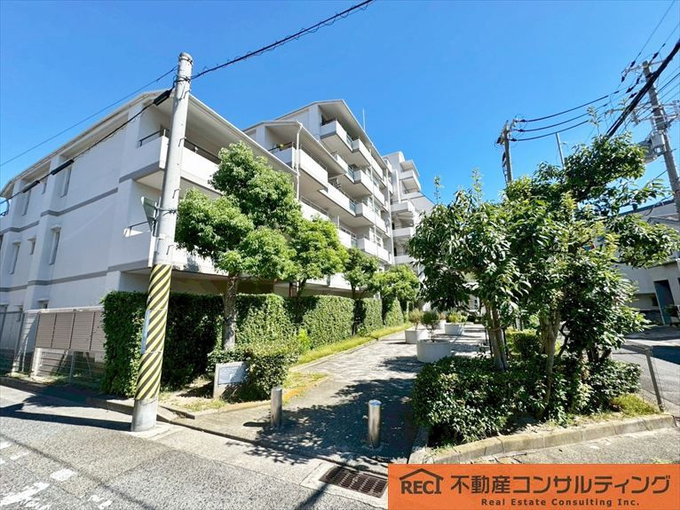 パレ住吉川の外観