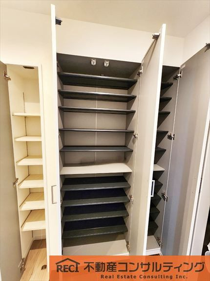 神戸市灘区篠原南町４丁目　新築戸建　A号地の収納