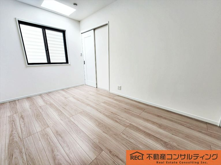 神戸市灘区篠原南町４丁目　新築戸建　A号地の洋室