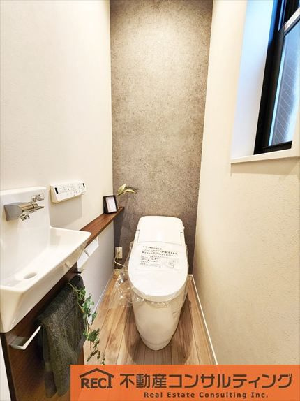 神戸市灘区篠原南町４丁目　新築戸建　A号地のトイレ