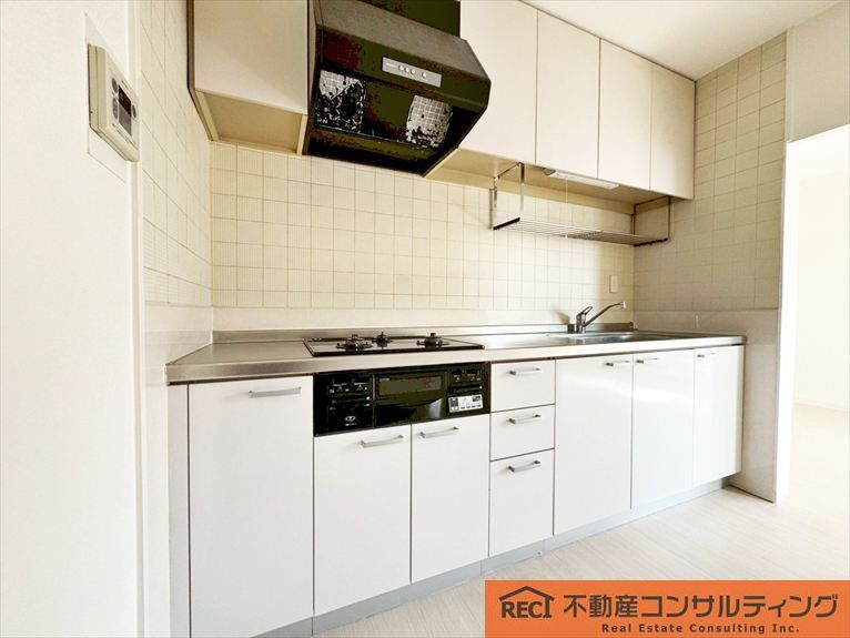 ダイアパレス魚崎のキッチン|徒歩圏内にスーパー多数