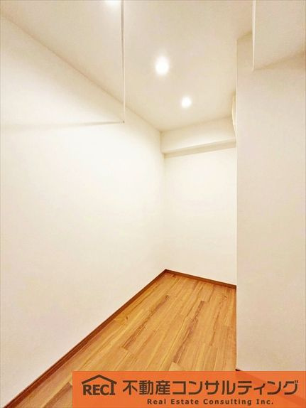 住吉川向コーポラスの収納