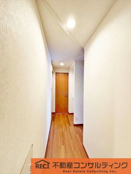 住吉川向コーポラスの玄関