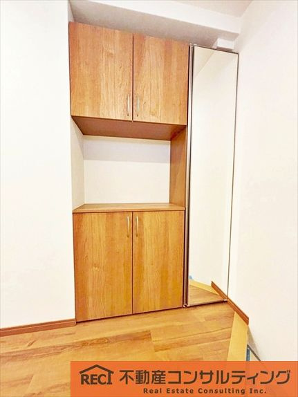 住吉川向コーポラスの内装