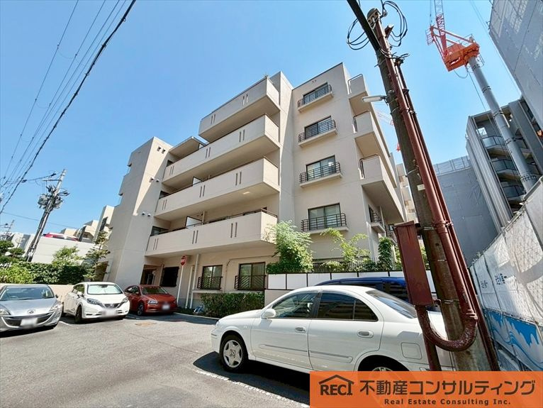 ユニライフ甲子園の外観