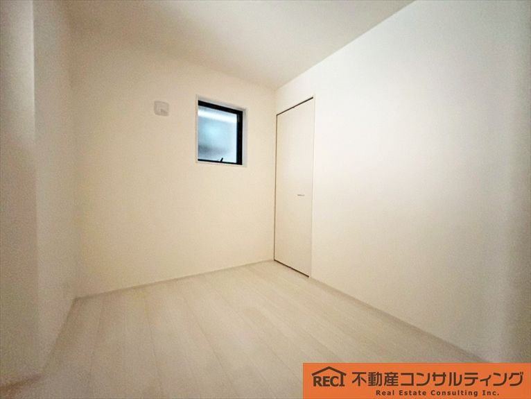 神戸市灘区神ノ木通3丁目　新築戸建　2号棟の子供部屋