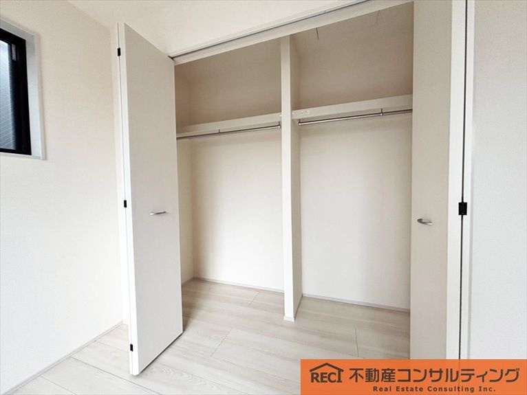 神戸市灘区神ノ木通3丁目　新築戸建　2号棟の洋室