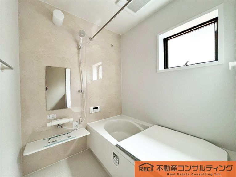 神戸市灘区神ノ木通3丁目　新築戸建　2号棟の浴室