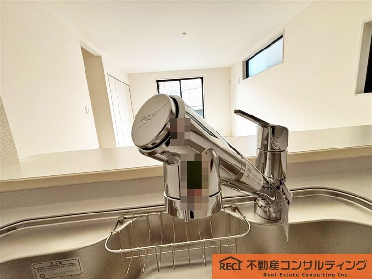 神戸市灘区神ノ木通3丁目　新築戸建　2号棟のキッチン