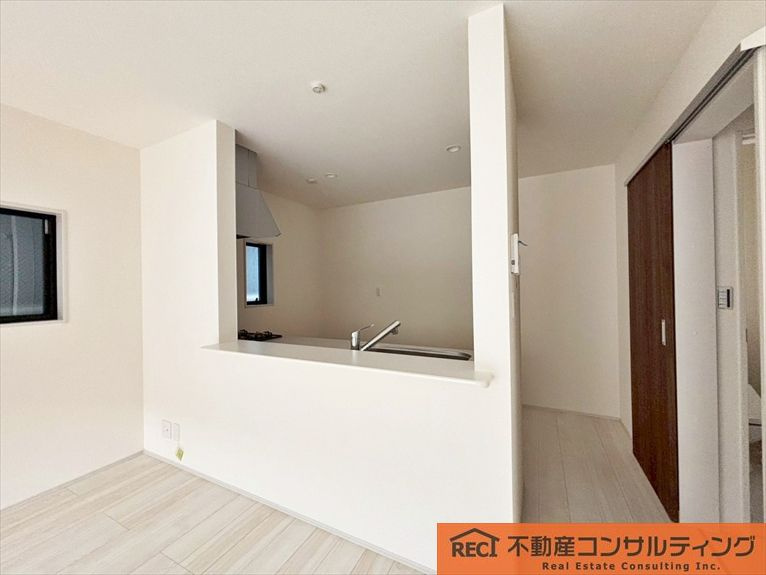 神戸市灘区神ノ木通3丁目　新築戸建　2号棟のキッチン