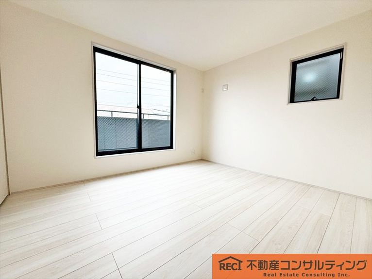 神戸市灘区神ノ木通3丁目　新築戸建　2号棟の寝室