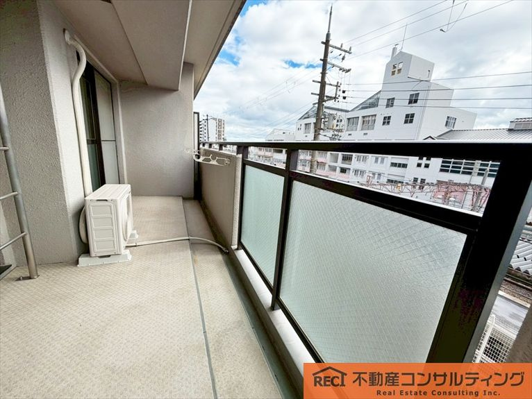 甲南グランヴェルジュ灘のバルコニー