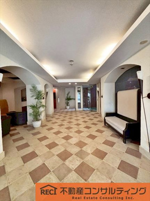 【エントランス】 | ロイヤルグラン夙川