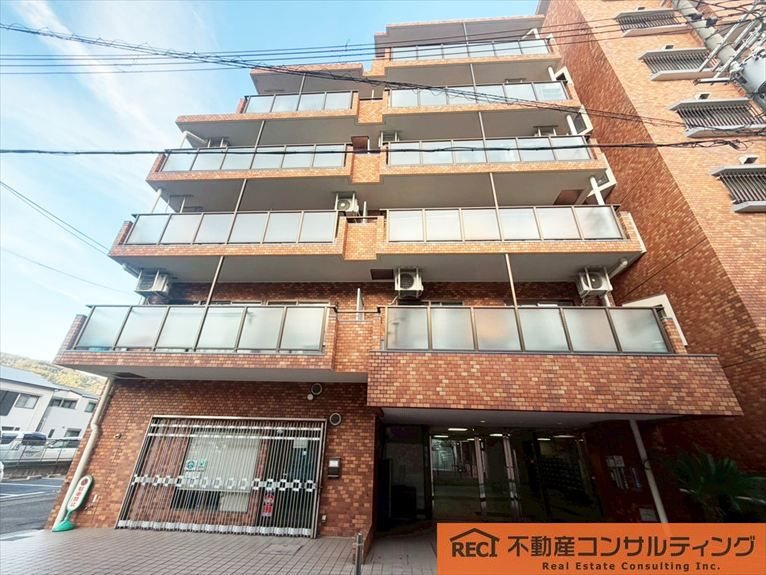 ハイマート東灘の外観