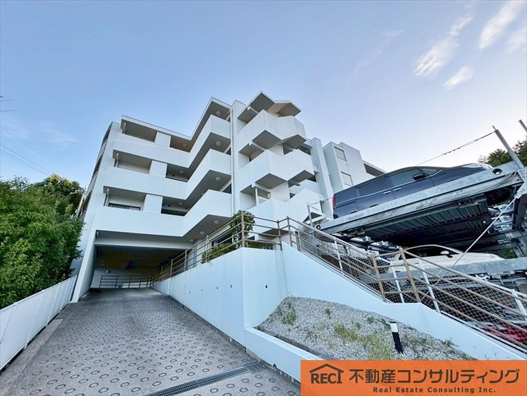 アズシス夙川の外観