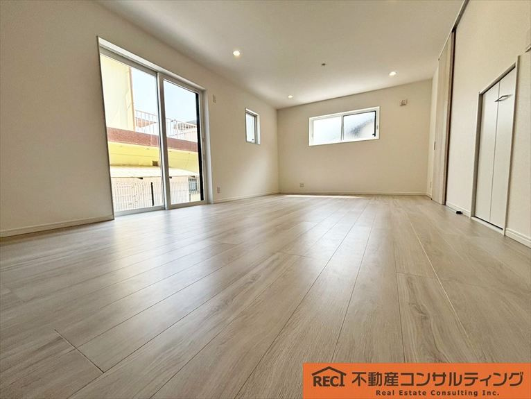 神戸市東灘区渦森台4丁目　新築戸建の洋室