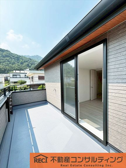 神戸市東灘区渦森台4丁目　新築戸建のバルコニー