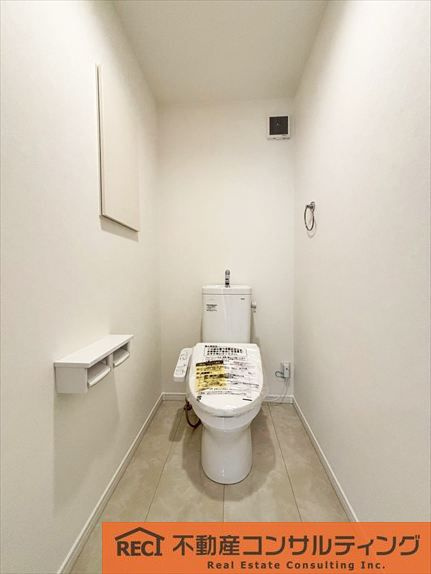 神戸市東灘区渦森台4丁目　新築戸建のトイレ