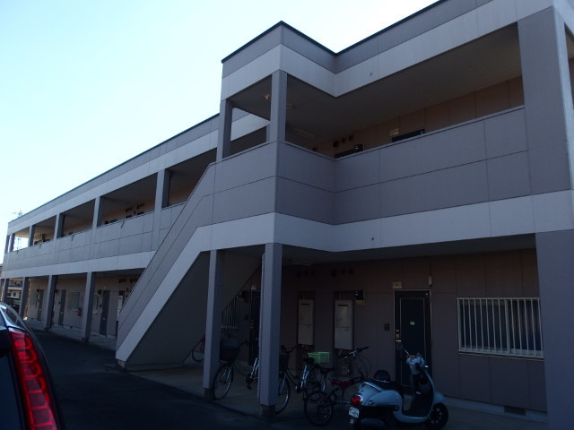 ハートランドまきの外観
