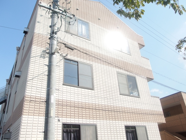 並木ハイツの外観