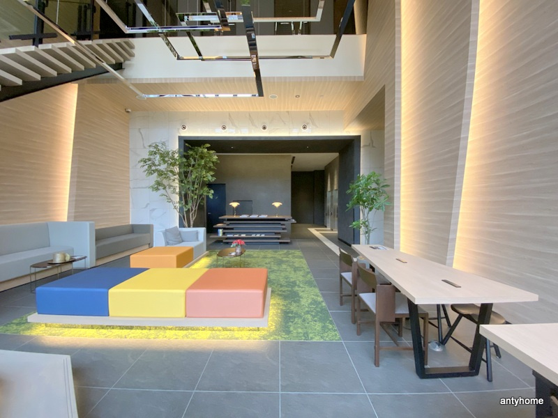 THE HIGH堀江　仲介手数料無料のロビー