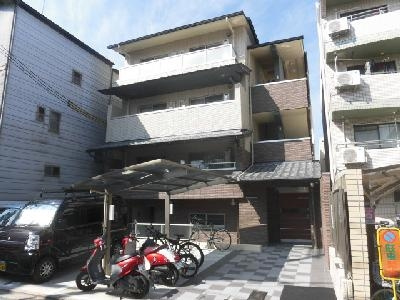 Delphi（デルフィ）の外観