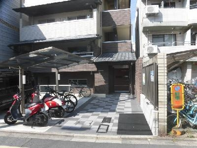 Delphi（デルフィ）のエントランス