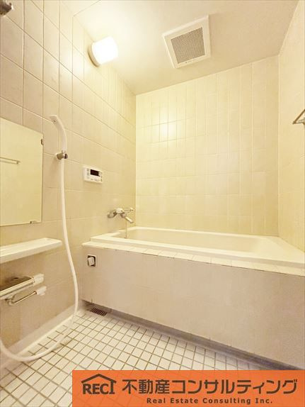白鷹甲子園マンションの浴室