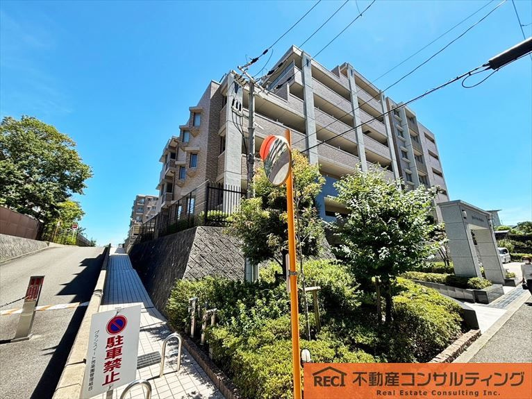 グランスイート苦楽園の外観