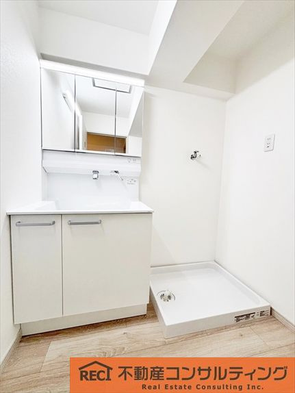 ライオンズマンション魚崎の独立洗面台