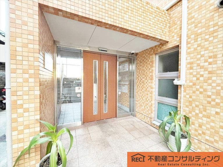ライオンズマンション魚崎のエントランス