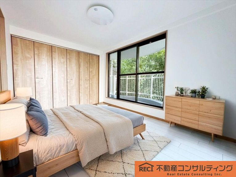 コボリマンション夙川老松台D棟の寝室