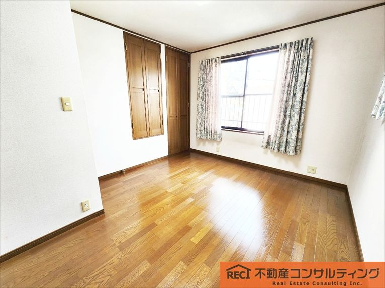 神戸市灘区天城通2丁目　中古戸建の洋室