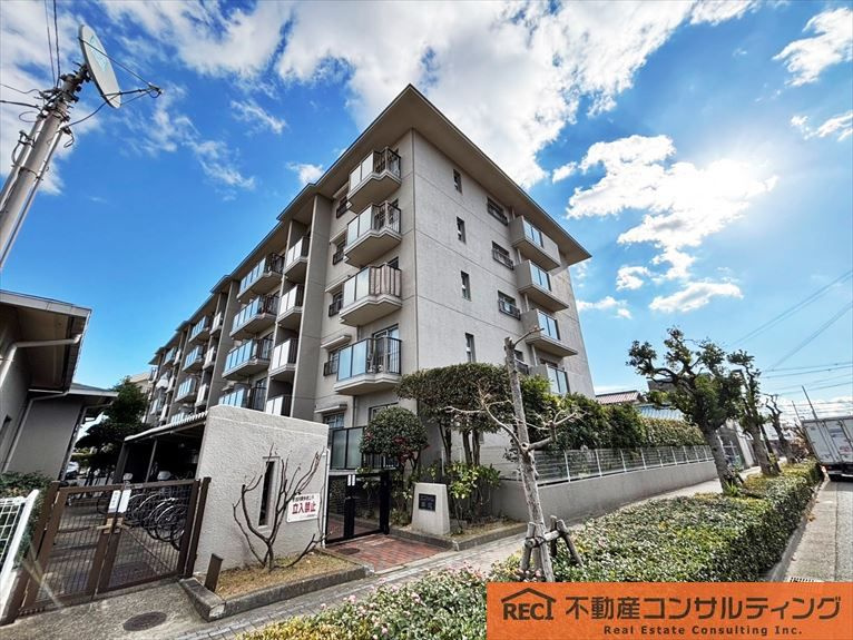 ユニハイム西宮の外観