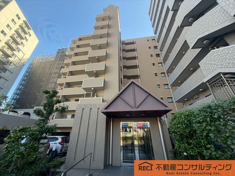 ステイツ六甲道フラッツの外観