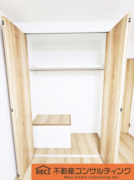 神戸市灘区上野通3丁目　新築戸建　A号地の収納